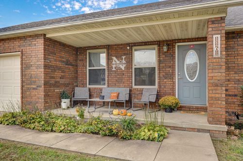 1161 Robins Nest Hl, Mount Vernon, MO, 65712-9203 | Card Image