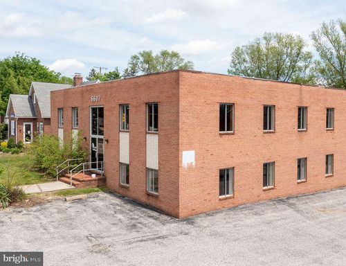6607 York Rd, BALTIMORE, MD, 21212-2031 | Card Image