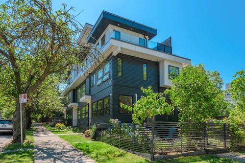 2625 Guelph St, Vancouver, BC, V5T4J8 | Card Image