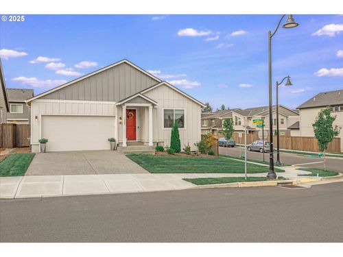 16887 Se Hagen Rd, Happy Valley, OR, 97086-8626 | Card Image