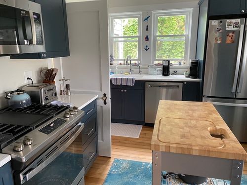 winter-12 Baker Ave, Fairhaven, MA, 02719-3604 | Card Image