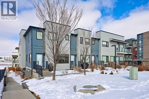 218 Sherwood Sq Nw, Calgary, AB, T3R0Y2 | Card Image