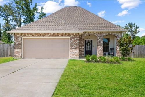 20612 Stone House Road, Hammond, LA, 70401 | Card Image