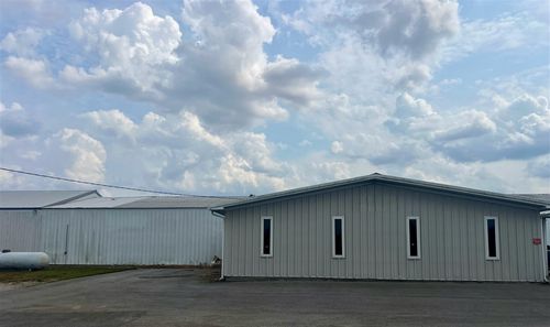 445 Edgar White Rd, Woodburn, KY, 42170-9748 | Card Image
