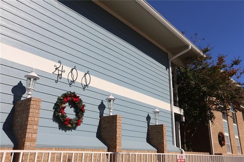 apt-202-400 W 35th St, Austin, TX, 78705-1333 | Card Image