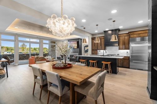 208-1 Hill Farm Rd, North Oaks, MN, 55127 | Card Image