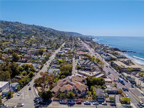 247 Calliope St, Laguna Beach, CA, 92651-3135 | Card Image