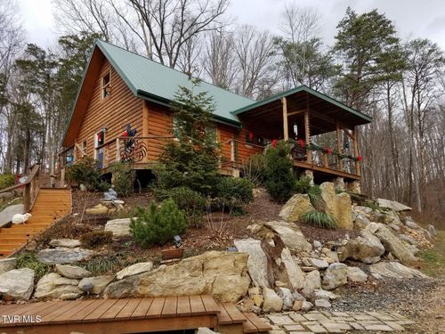 186 Raspberry Ridge Rd, Johnson City, TN, 37601-5623 | Card Image