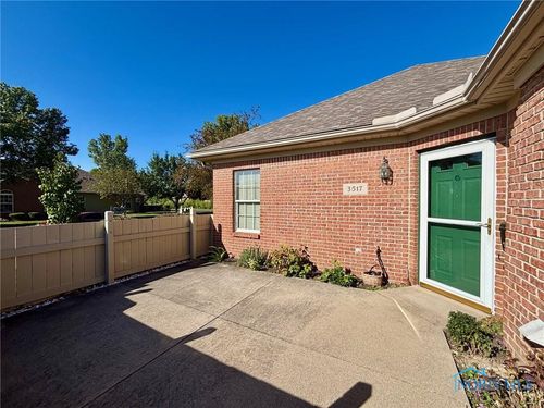 3517 Bayberry Place, Oregon, OH, 43616 | Card Image