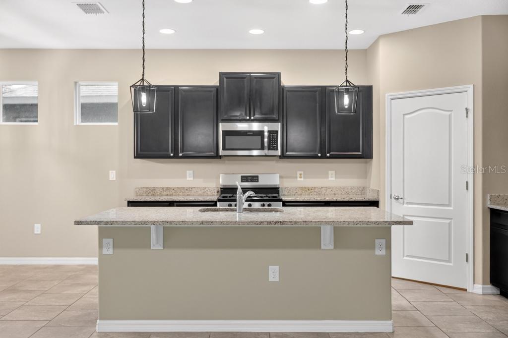 Residential in DELAND 3