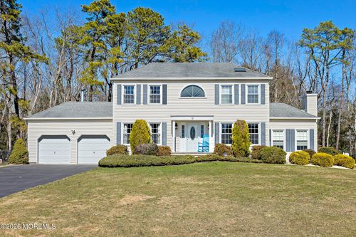 19 Heathwood Ave, Jackson, NJ, 08527-4226 | Card Image