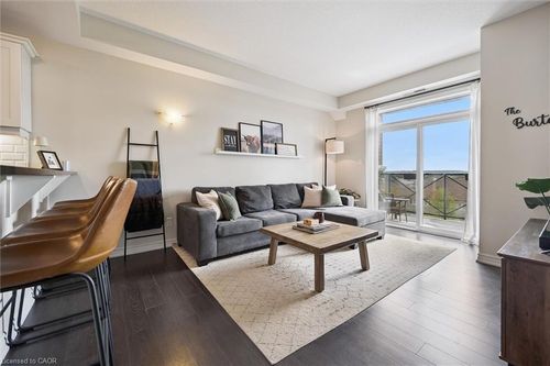 403-2 Colonial Dr, Guelph, ON, N1L0K8 | Card Image