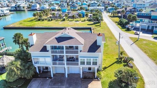 16627 Bayfront Drive, Jamaica Beach, TX, 77554 | Card Image
