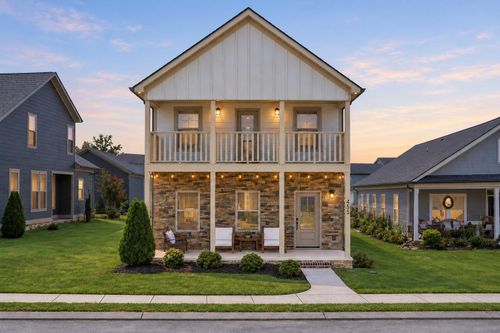 455 Tuscany Village Dr, Ringgold, GA, 30736-4242 | Card Image