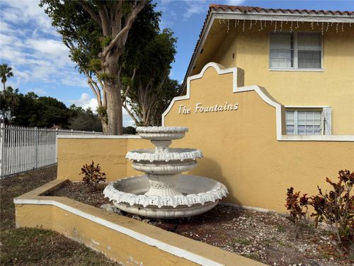 14-15675 Sw 74th Circle Dr, Miami, FL, 33193-3380 | Card Image