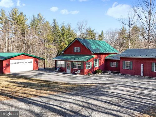 839 Lake Ferndale Dr, SPRINGFIELD, WV, 26763-5289 | Card Image