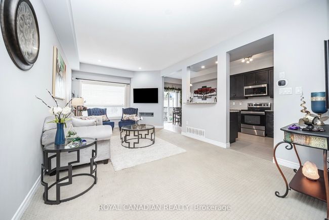 14 - 40 Dartmouth Gate, Condo with 3 bedrooms, 4 bathrooms and 1 parking in Hamilton ON | Image 11