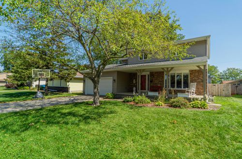 9337 Wildwood Dr, Highland, IN, 46322 | Card Image
