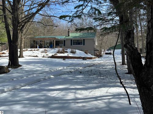 0319 Lund Rd Se, Fife Lake, MI, 49633-8030 | Card Image