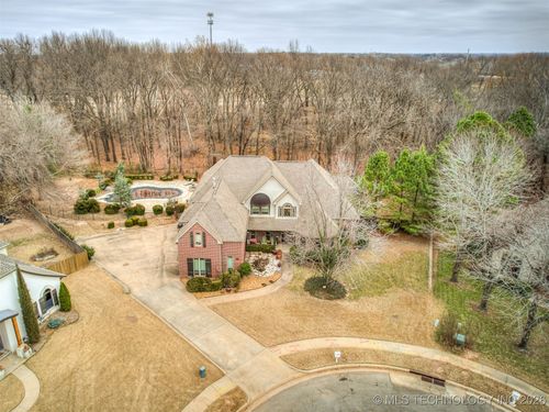 6301 S 5th Avenue, Broken Arrow, OK, 74011 | Card Image