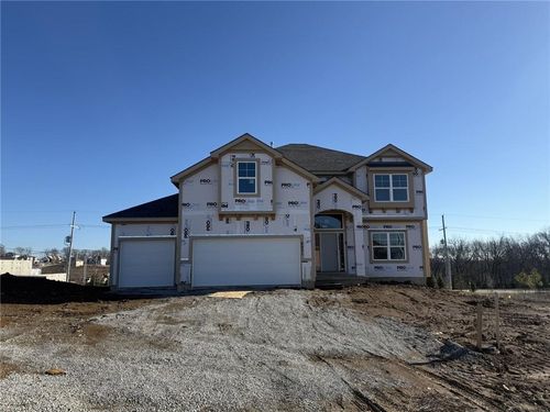 8931 N Poplar Avenue, Kansas City, MO, 64156 | Card Image