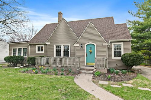 811 Ellwood Ave, Dekalb, IL, 60115-4146 | Card Image