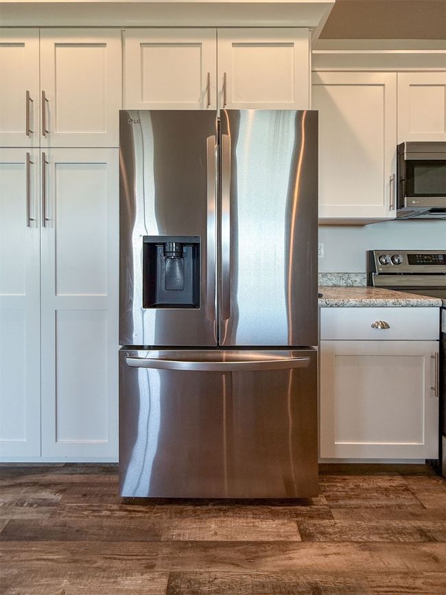 Kitchen | Image 11