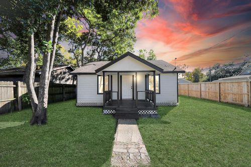 3206 Melbourne St, Houston, TX, 77026-1324 | Card Image