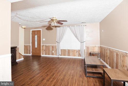 111 Quail Ct, ELKTON, MD, 21921-6618 | Card Image