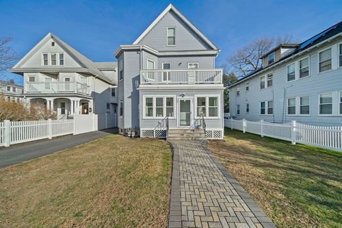 220-220 Blue Hills Pkwy, Milton, MA, 02186-1528 | Card Image