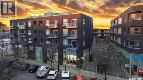405-409 Av B S, Saskatoon, SK, S7M5M8 | Card Image