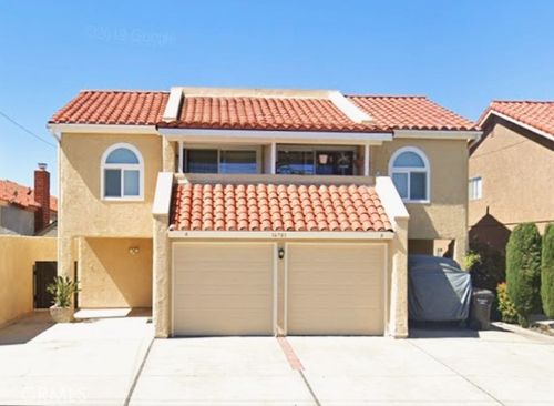16701 Bolsa Chica St, Huntington Beach, CA, 92649-3515 | Card Image