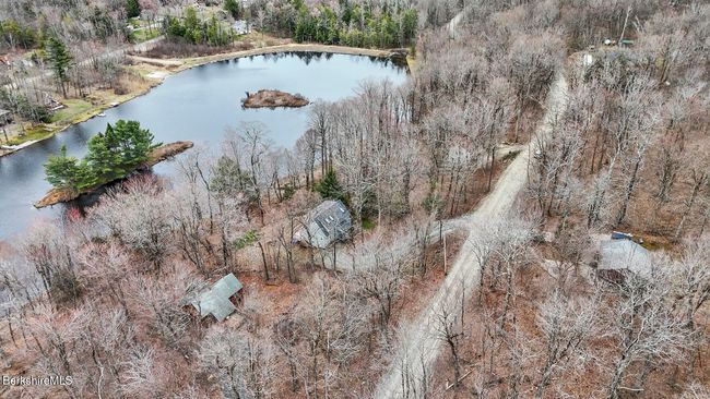173 King Richard Dr, House other with 3 bedrooms, 2 bathrooms and null parking in Becket MA | Image 30