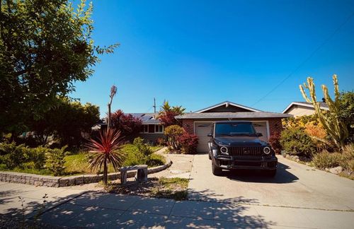 1571 Rebel Way, San Jose, CA, 95118-2140 | Card Image