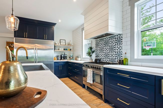 13394 Tenth Line, House other with 5 bedrooms, 4 bathrooms and 10 parking in Georgetown ON | Image 11
