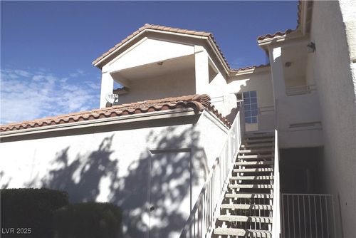 225-75 N Valle Verde Dr, Henderson, NV, 89074-1758 | Card Image