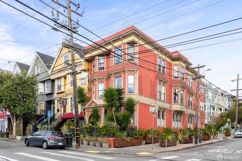 4052 18th St, San Francisco, CA, 94114-2534 | Card Image
