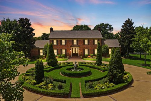 10 Thomas Park Cir, Little Rock, AR, 72223-4234 | Card Image