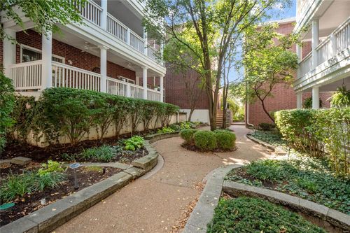 apt-3c-505 N And South Rd, University City, MO, 63130-3936 | Card Image