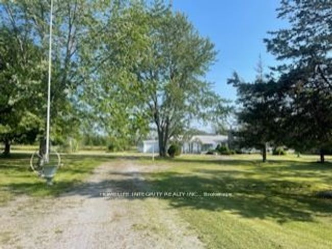 2434 County Rd 15, House other with 5 bedrooms, 2 bathrooms and 9 parking in Picton ON | Image 16