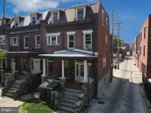 2-101 E 33rd St, BALTIMORE, MD, 21218-3204 | Card Image