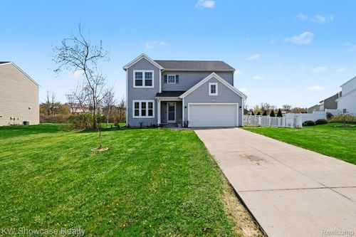 4339 Pebble Creek Blvd, Grand Blanc, MI, 48439-9066 | Card Image