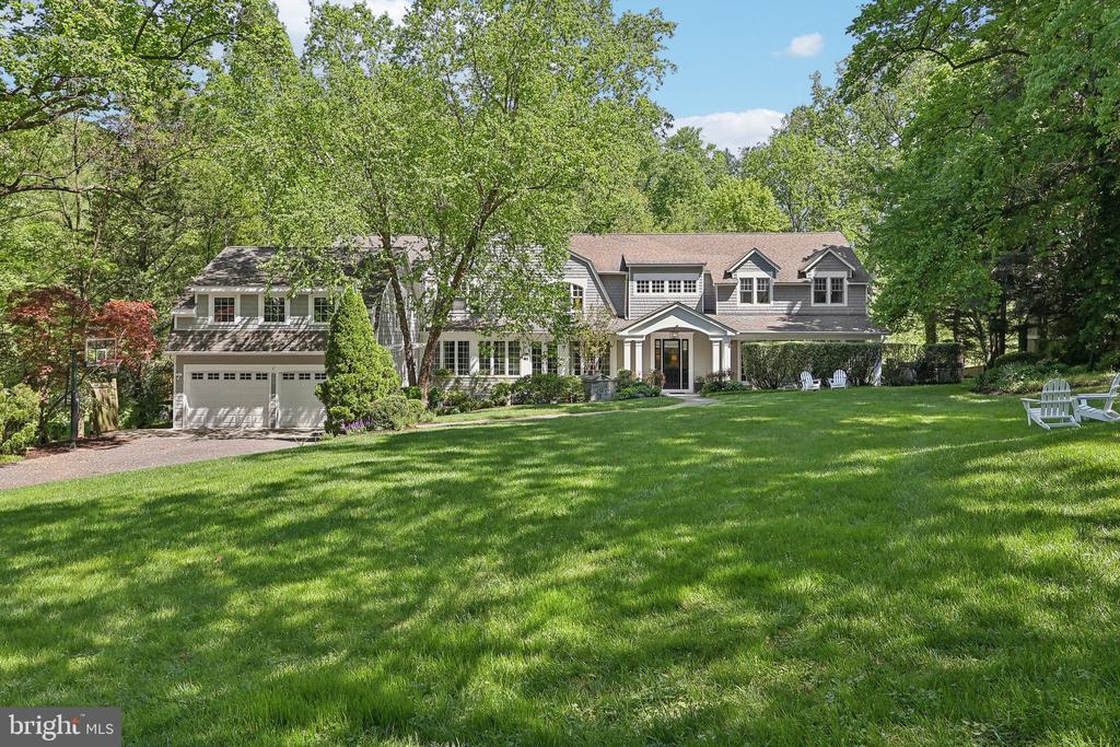Cumberland Ave, Chevy Chase, MD 20815