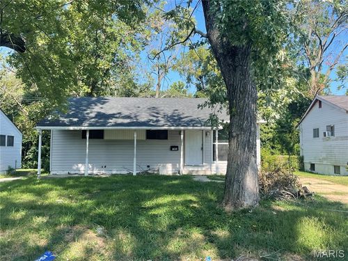 221 Glen Garry Rd, Saint Louis, MO, 63137-3858 | Card Image