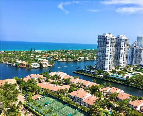 2710-21055 Ne 37th Ave, Aventura, FL, 33180-4093 | Card Image