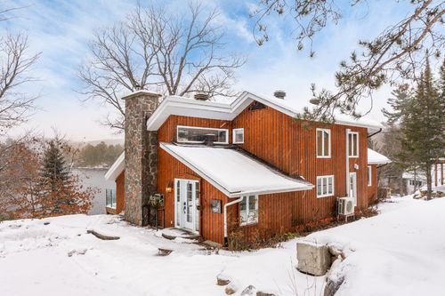 701 Ch De Kilkenny, Saint Hippolyte, QC, J8A3P3 | Card Image