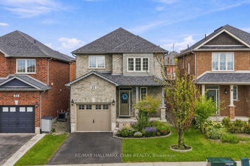 23 Nathan Cres, Barrie, ON, L4N0S5 | Card Image