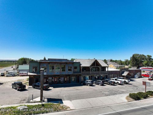 240 E Pine St, Pinedale, WY, 82941-5315 | Card Image