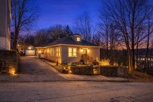 20 Hill St, Webster, MA, 01570-4350 | Card Image