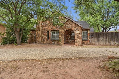 2702 20th Street, Lubbock, TX, 79410 | Card Image